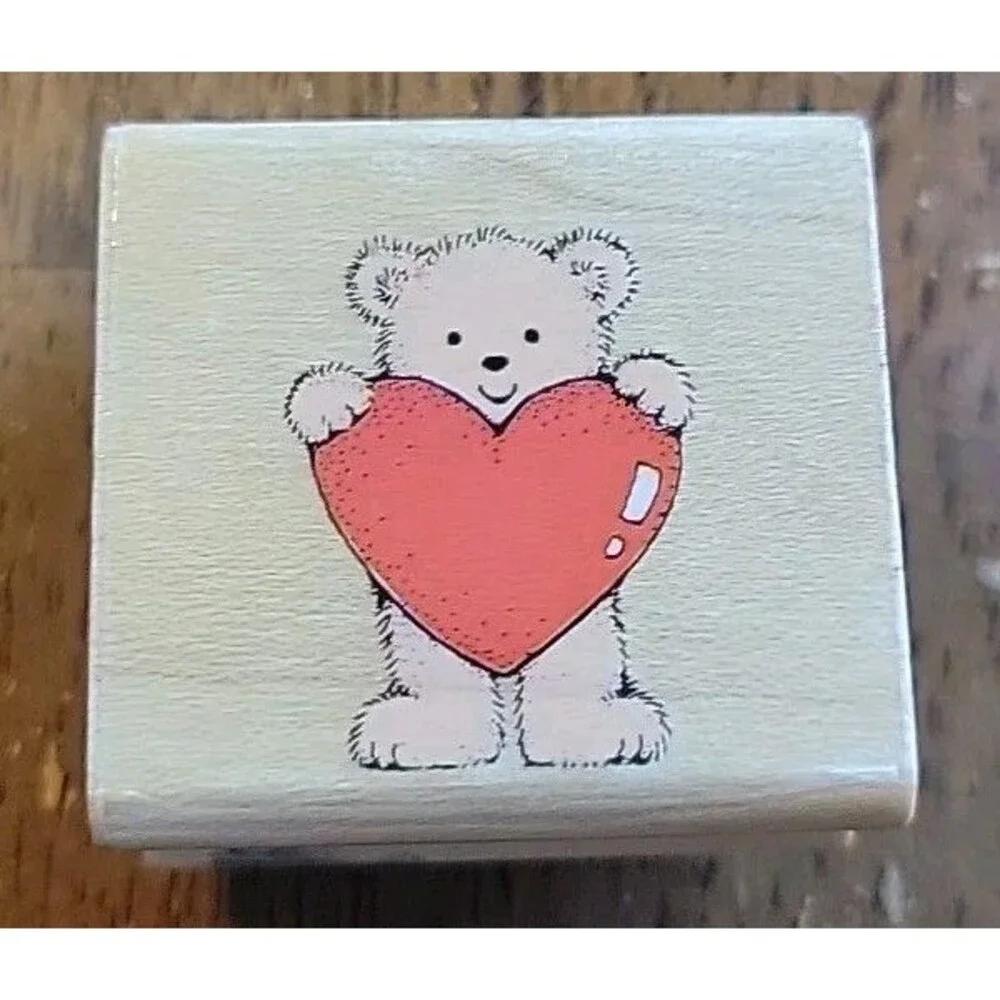 Rubber Stamp - Standing Teddy Bear w/ Heart - Hero Arts  - B415 - 1991
